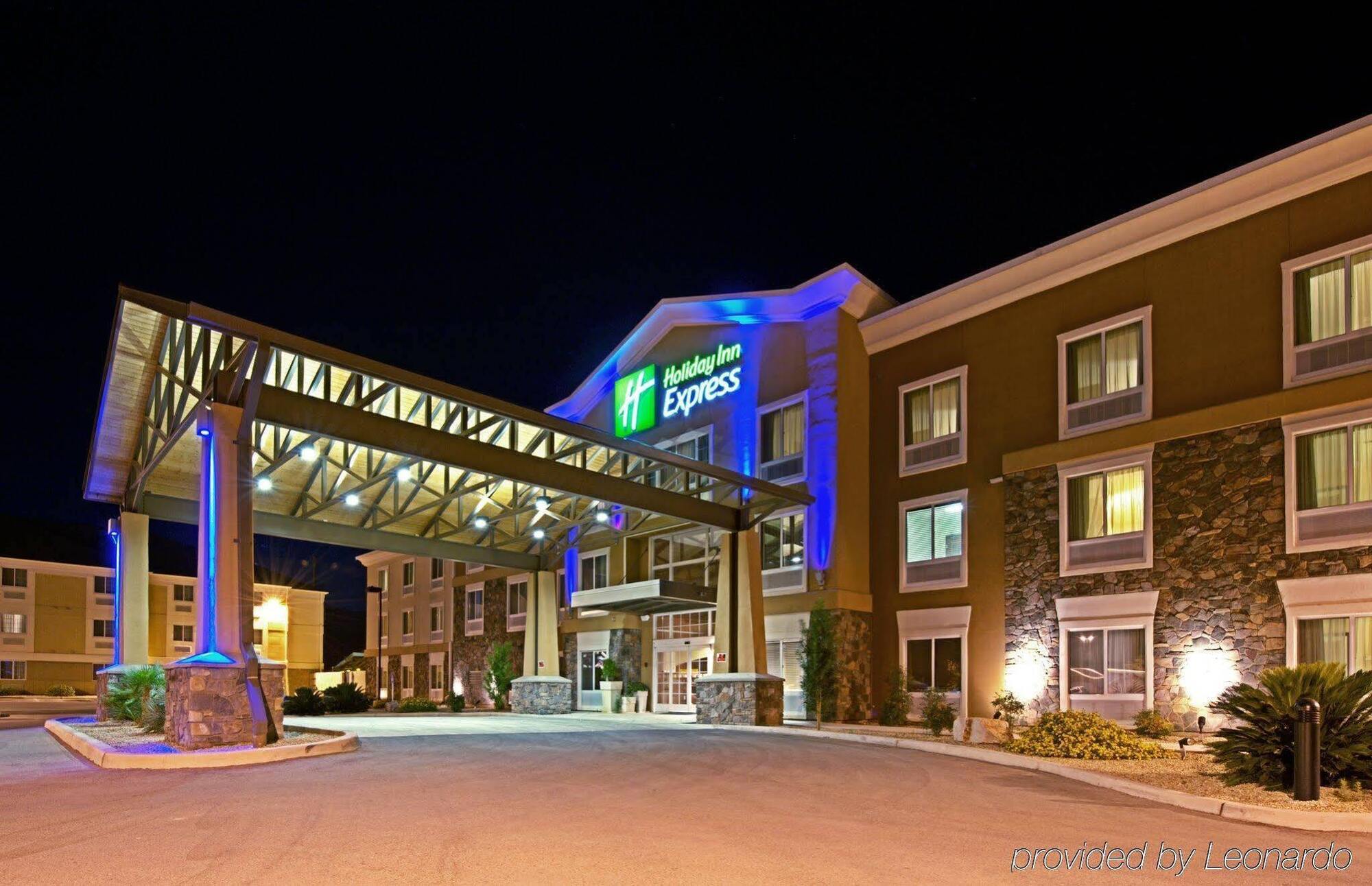 Holiday Inn Express Sierra Vista By Ihg Bagian luar foto